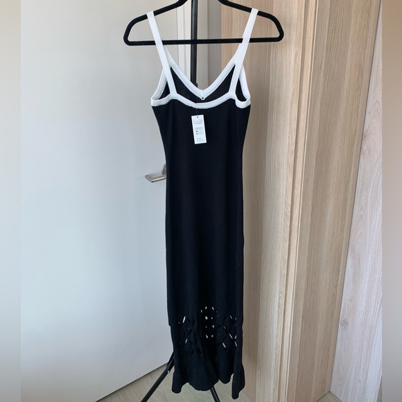 NWT Black and White Dress - Picture 3 of 4